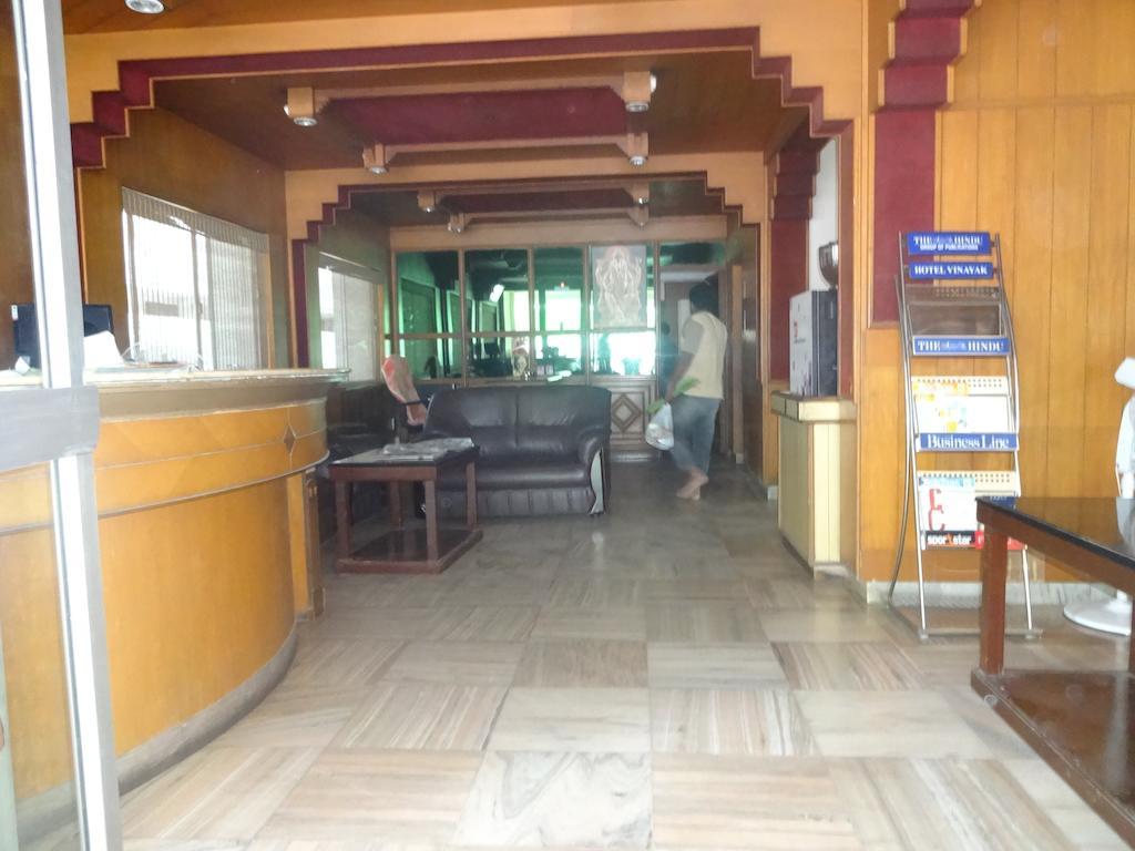 Hotel Vinayak Coimbatore Exteriör bild